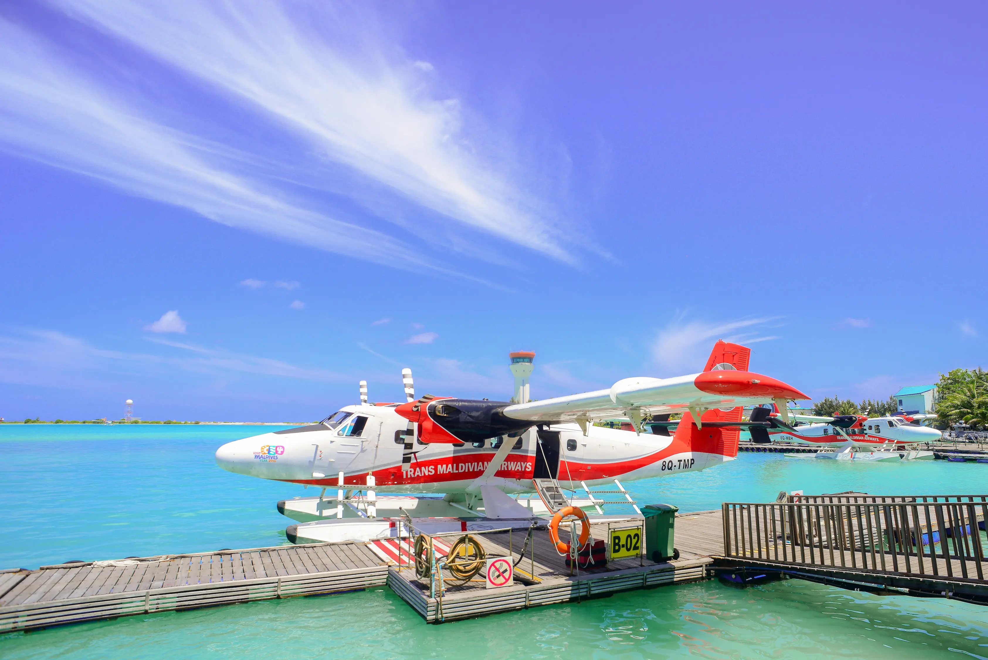 Seaplane arrival